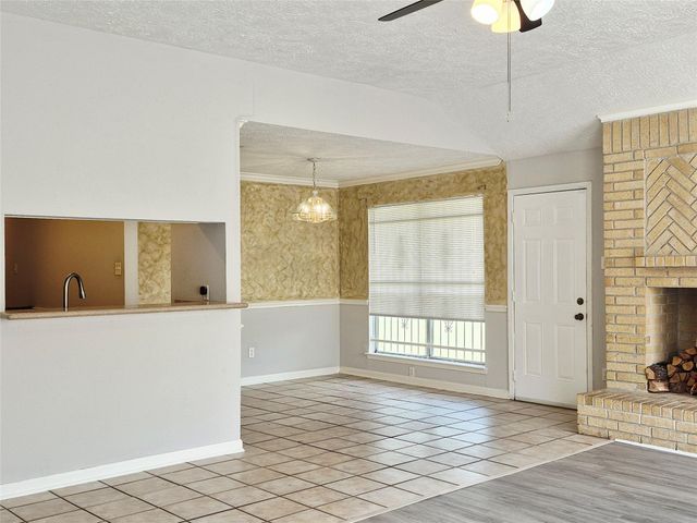 13211 Whitchurch Way, Houston, TX 77015