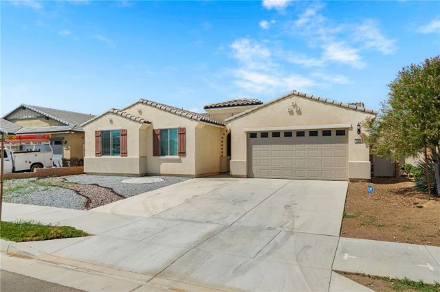 786 Green Court, Perris, CA 92571