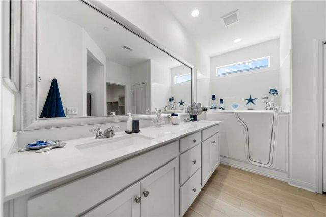 786 Green Court, Perris, CA 92571