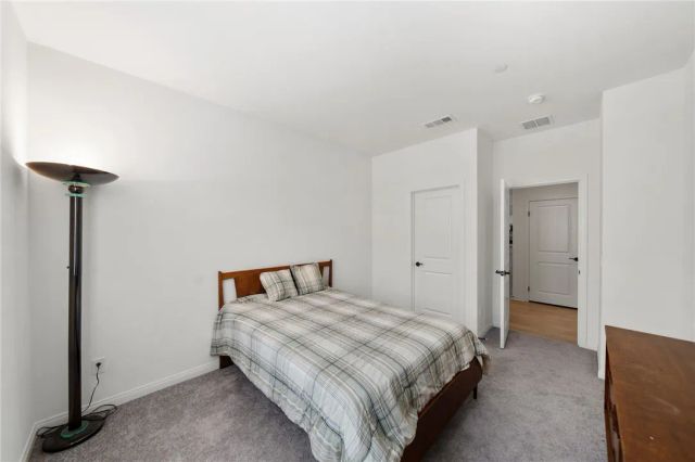 786 Green Court, Perris, CA 92571