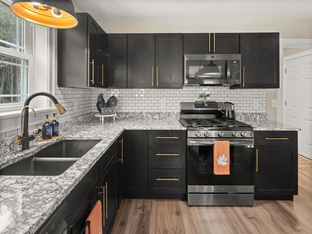 74 Jean Lane, St. Albans Town, VT 05478