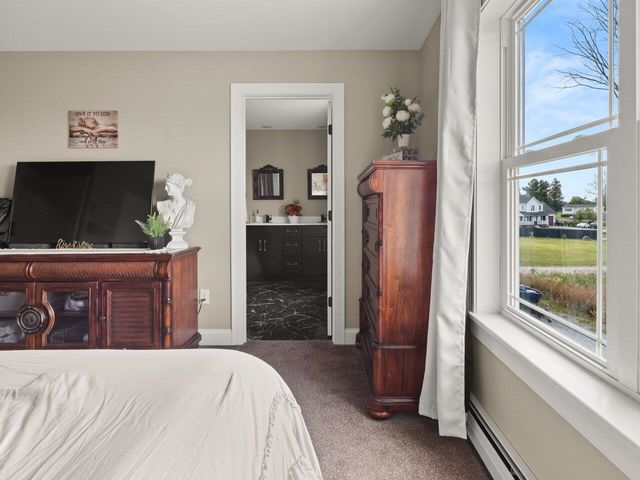 74 Jean Lane, St. Albans Town, VT 05478