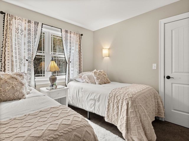 74 Jean Lane, St. Albans Town, VT 05478