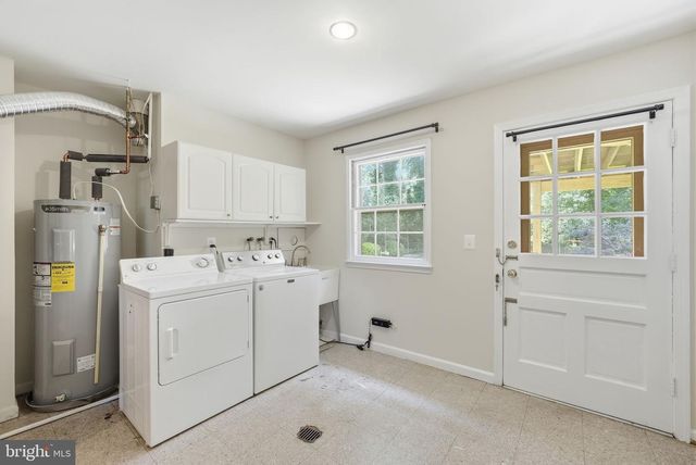 8640 GATESHEAD RD, Alexandria, VA 22309
