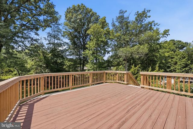 8640 GATESHEAD RD, Alexandria, VA 22309