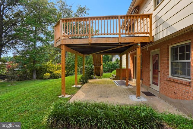 8640 GATESHEAD RD, Alexandria, VA 22309