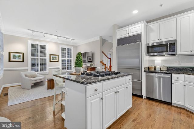 16 WHARF ST, Alexandria, VA 22314