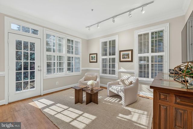 16 WHARF ST, Alexandria, VA 22314