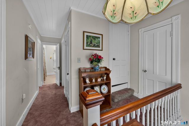 17 Borodell Place, New London, CT 06320