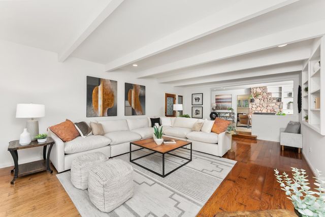 8218 Finisterre Ct, Fair Oaks, CA 95628