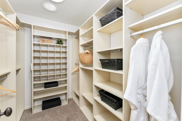 8218 Finisterre Ct, Fair Oaks, CA 95628