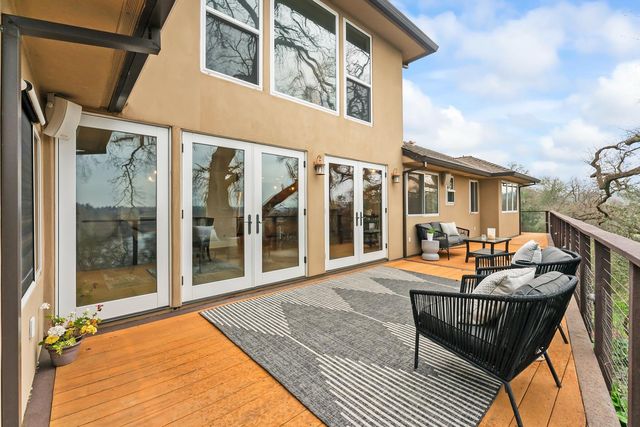 8218 Finisterre Ct, Fair Oaks, CA 95628