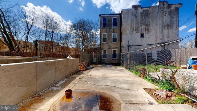 652 N 36TH ST, Philadelphia, PA 19104