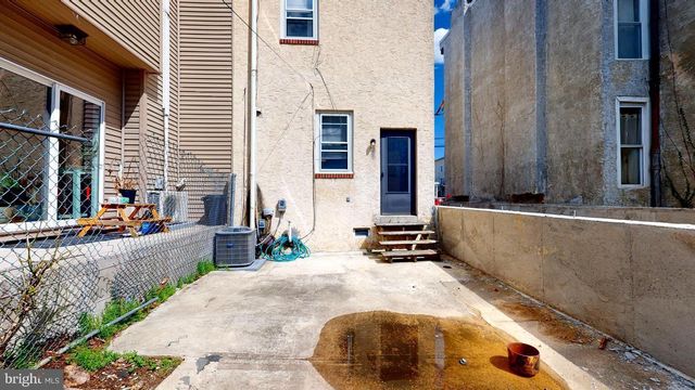 652 N 36TH ST, Philadelphia, PA 19104