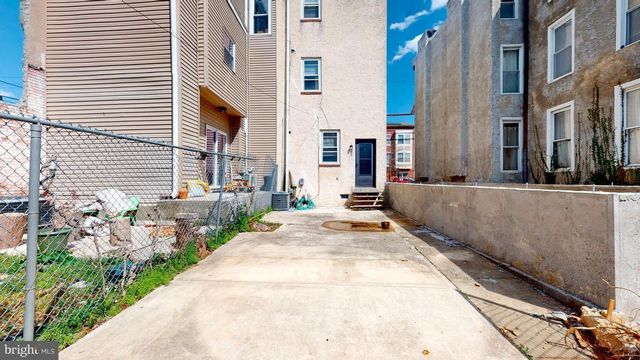 652 N 36TH ST, Philadelphia, PA 19104