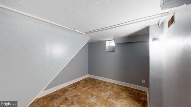 652 N 36TH ST, Philadelphia, PA 19104