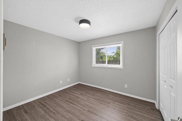 924 9th Avenue SE, Minneapolis, MN 55414