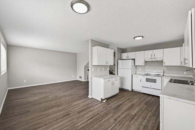 924 9th Avenue SE, Minneapolis, MN 55414