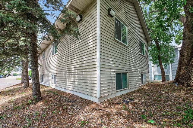 924 9th Avenue SE, Minneapolis, MN 55414