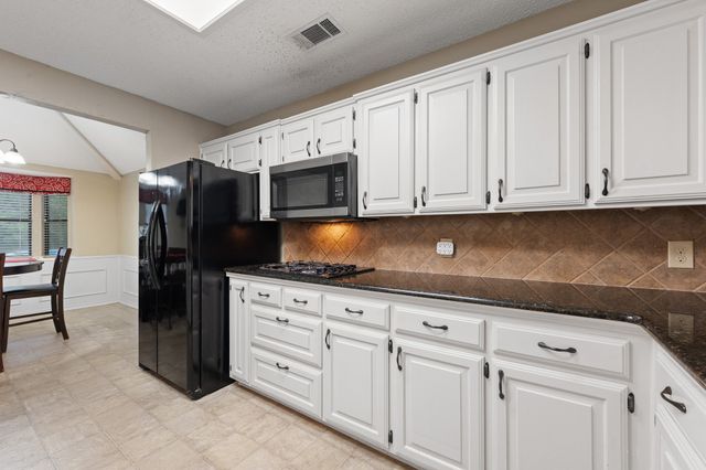 314 Clay Lane, Red Oak, TX 75154