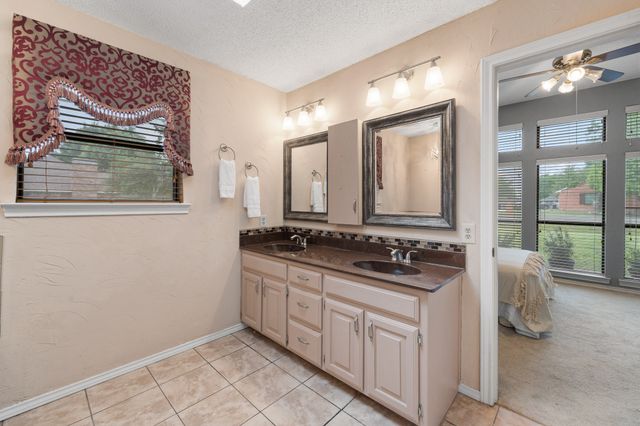 314 Clay Lane, Red Oak, TX 75154