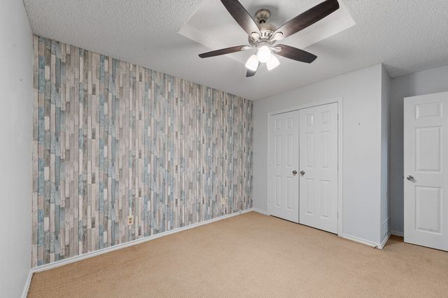 314 Clay Lane, Red Oak, TX 75154