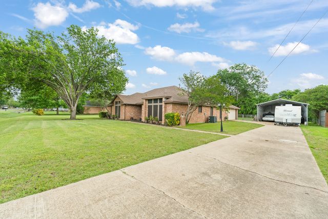 314 Clay Lane, Red Oak, TX 75154