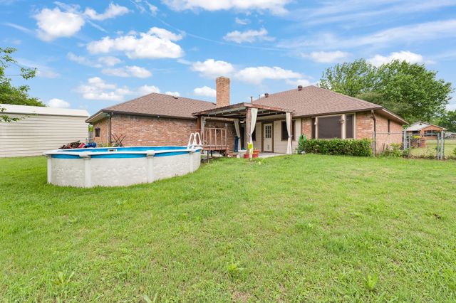 314 Clay Lane, Red Oak, TX 75154