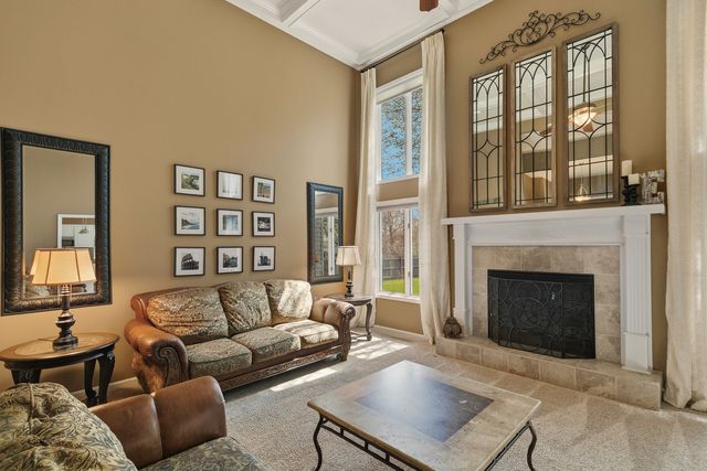 3475 Lundy Lane, Bettendorf, IA 52722