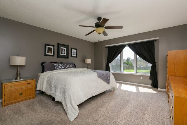 3475 Lundy Lane, Bettendorf, IA 52722