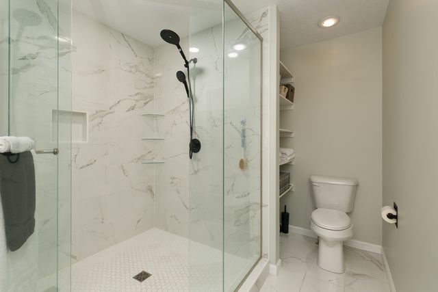 3475 Lundy Lane, Bettendorf, IA 52722