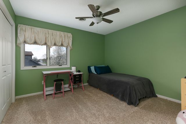 3475 Lundy Lane, Bettendorf, IA 52722