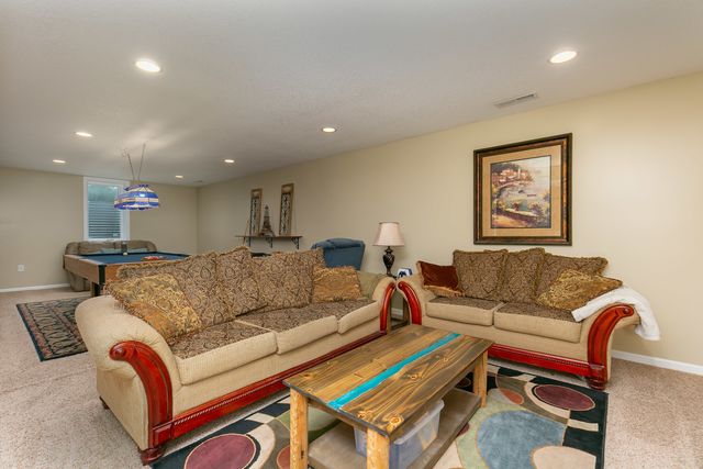 3475 Lundy Lane, Bettendorf, IA 52722