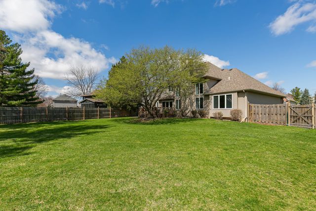 3475 Lundy Lane, Bettendorf, IA 52722