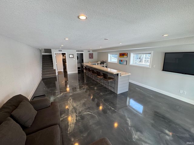 2131 Boulevard Street, Rochester, IN 46975