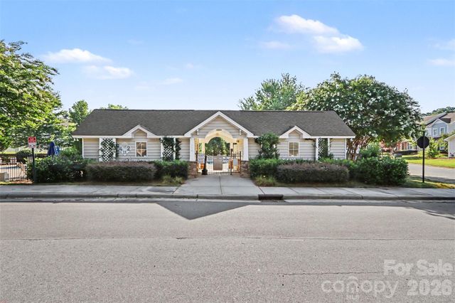 200 Park View Drive, Belmont, NC 28012