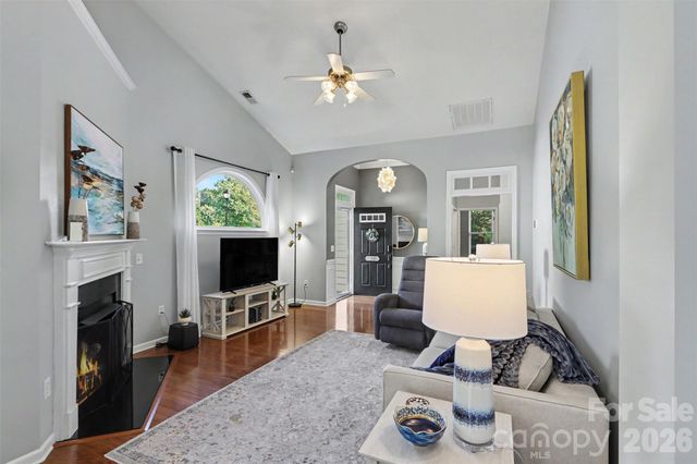 200 Park View Drive, Belmont, NC 28012