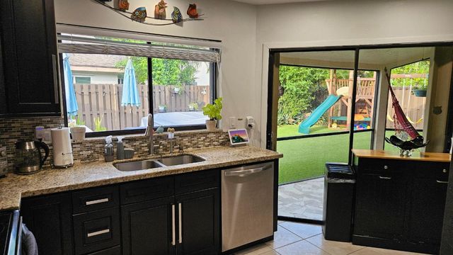 9607 Stones River Parkway, Boca Raton, FL 33428