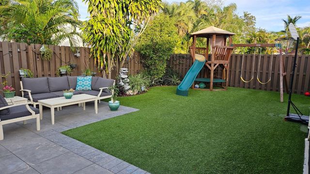 9607 Stones River Parkway, Boca Raton, FL 33428