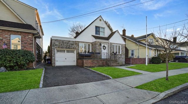 100 Elizabeth Street, Floral Park, NY 11001