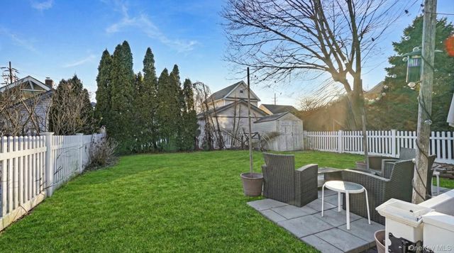 100 Elizabeth Street, Floral Park, NY 11001