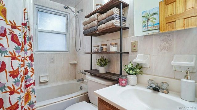 100 Elizabeth Street, Floral Park, NY 11001