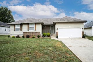 1597 South Aspen Avenue, Springfield, MO 65807