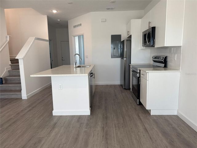 420 FAMAGUSTA DRIVE, Davenport, FL 33896