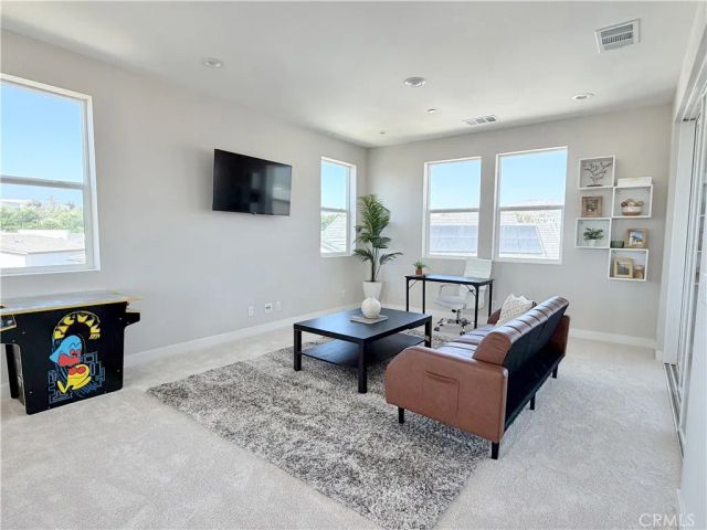 331 Newton, Lake Forest, CA 92630