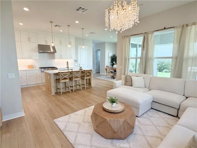 331 Newton, Lake Forest, CA 92630