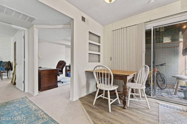 8450 E Old Spanish Trl Apt 213, Tucson, AZ 85710