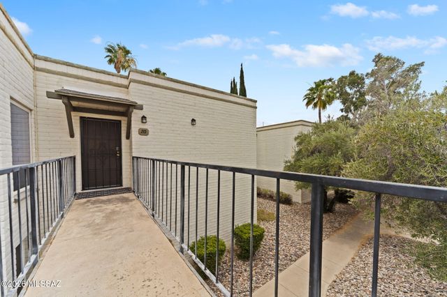 8450 E Old Spanish Trl Apt 213, Tucson, AZ 85710