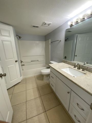 5124 PARK CENTRAL DRIVE 513, Orlando, FL 32839