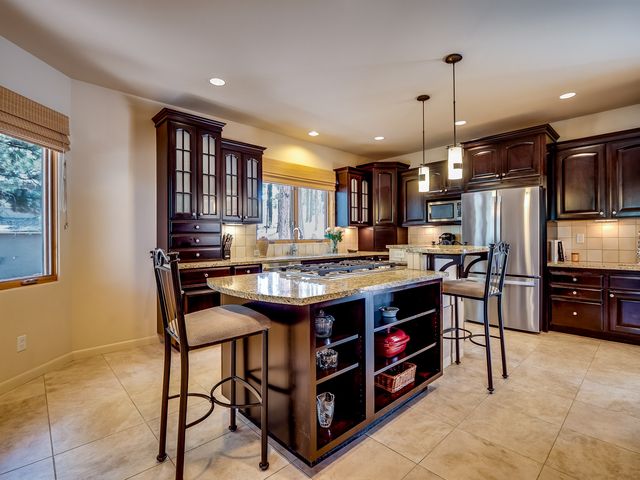 175 Maple Drive, Los Alamos, NM 87544